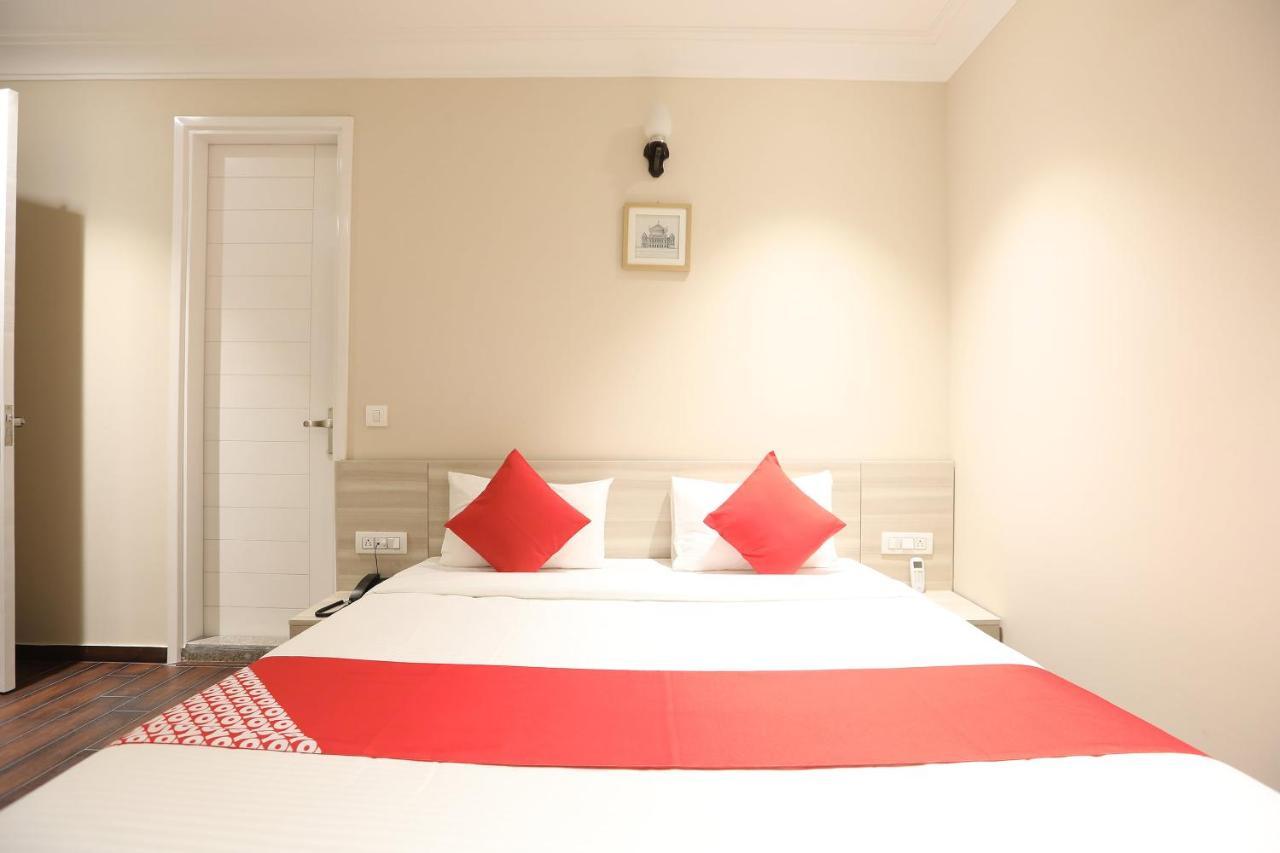 Oyo 43009 The Palm Green Otel Indraprastha Dış mekan fotoğraf